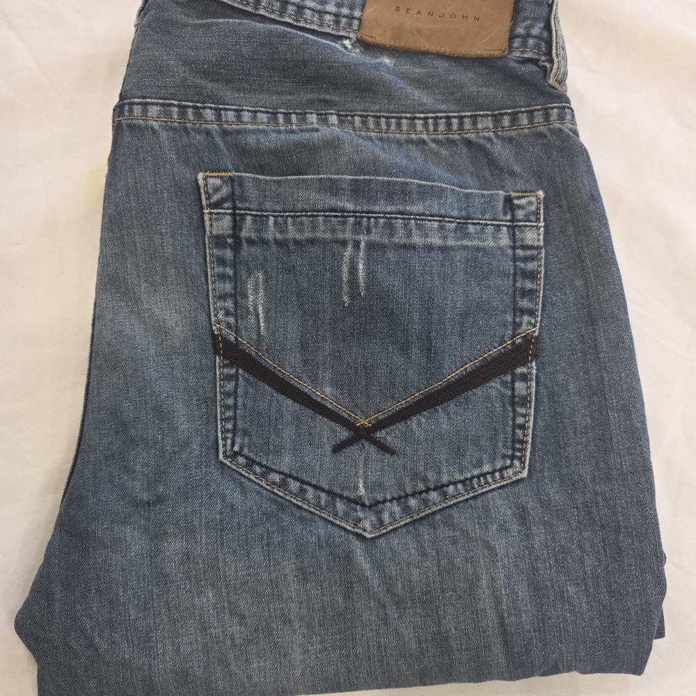 Sean John Hamilton Distressed Ripped Denim Relaxed Fit Jeans Men W36 L32 - Picture 3 of 11